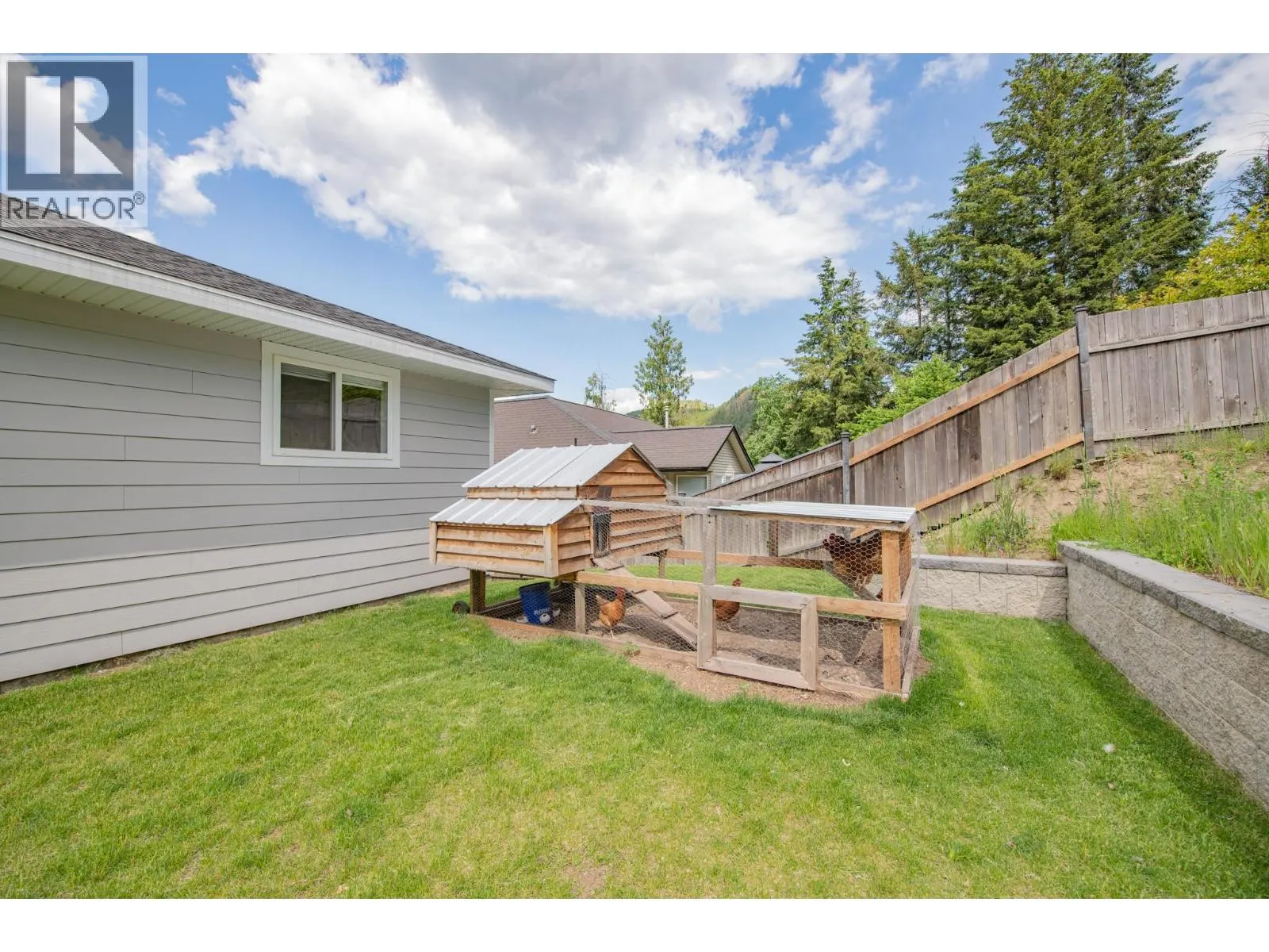 2224 Linea Crescent
