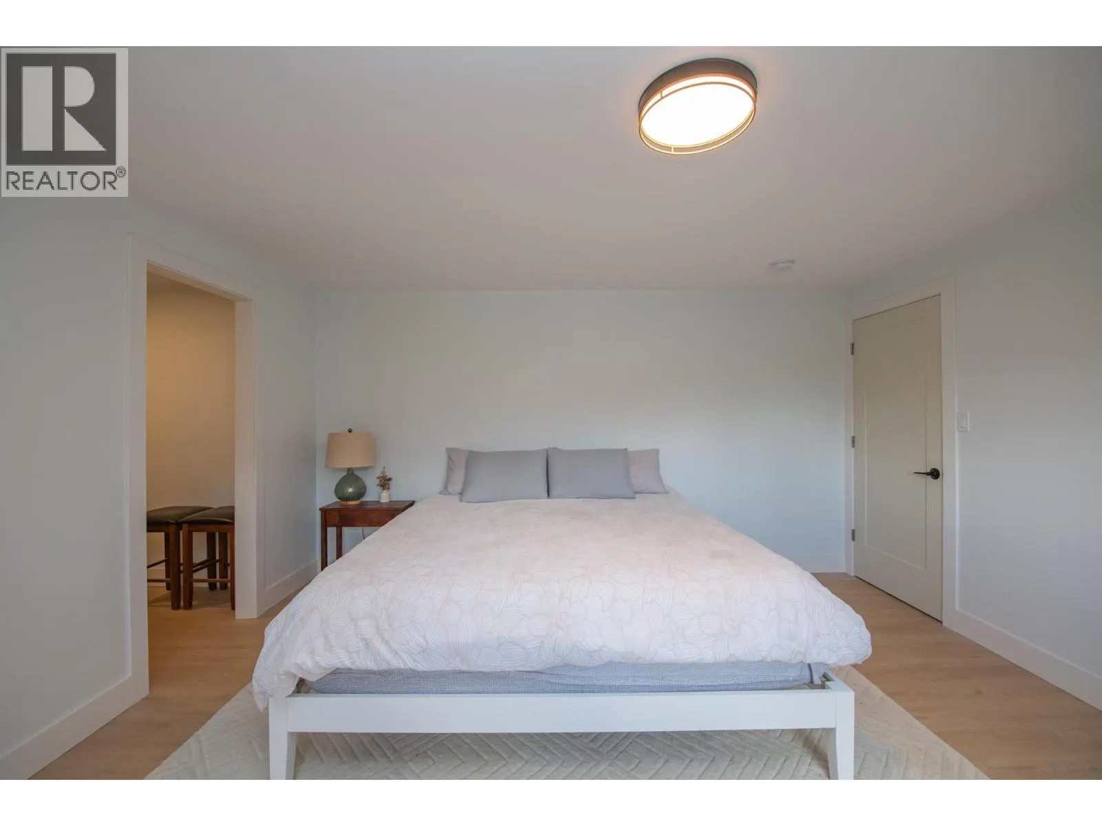 2224 Linea Crescent