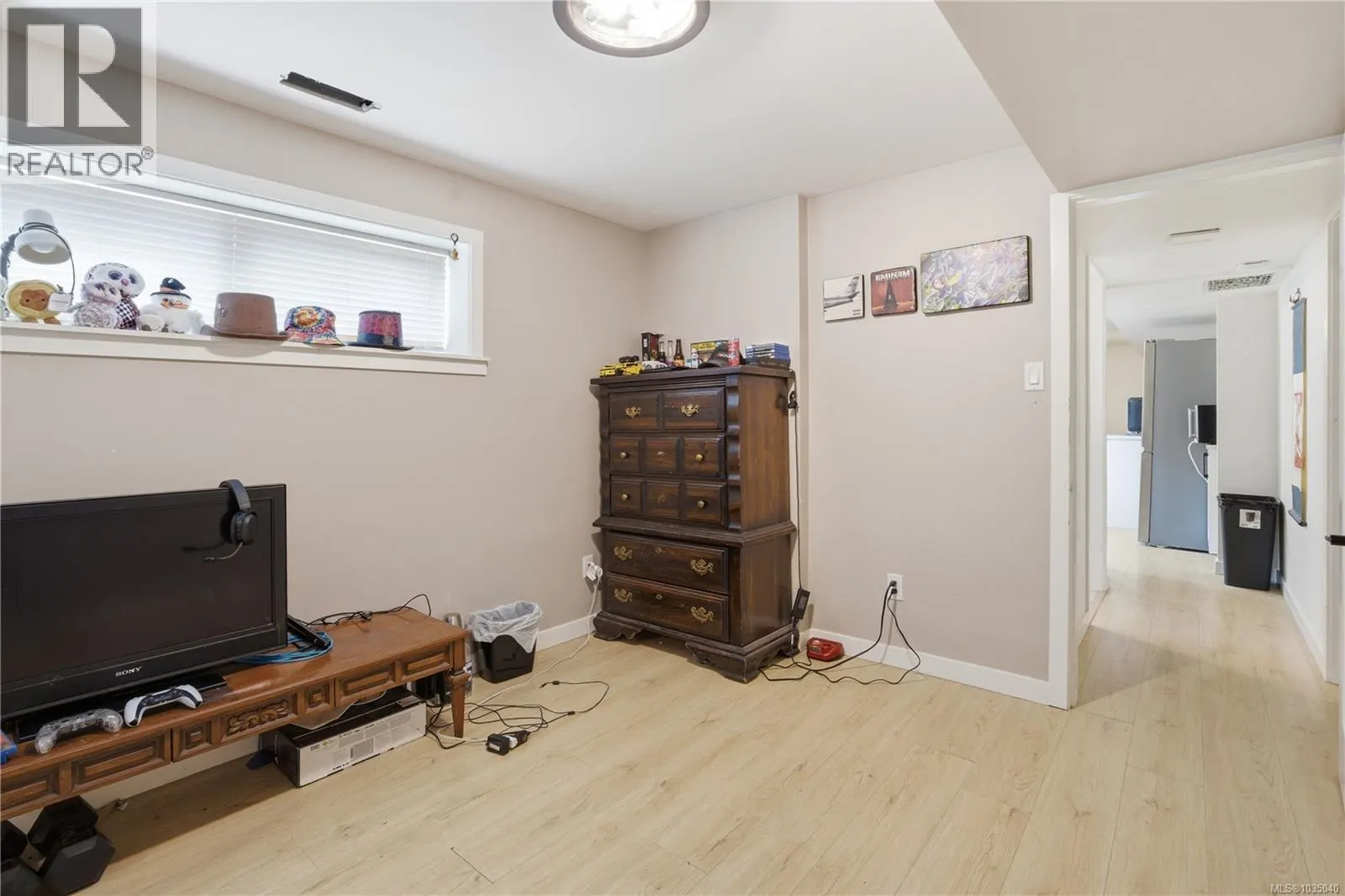 4261 Carey Rd