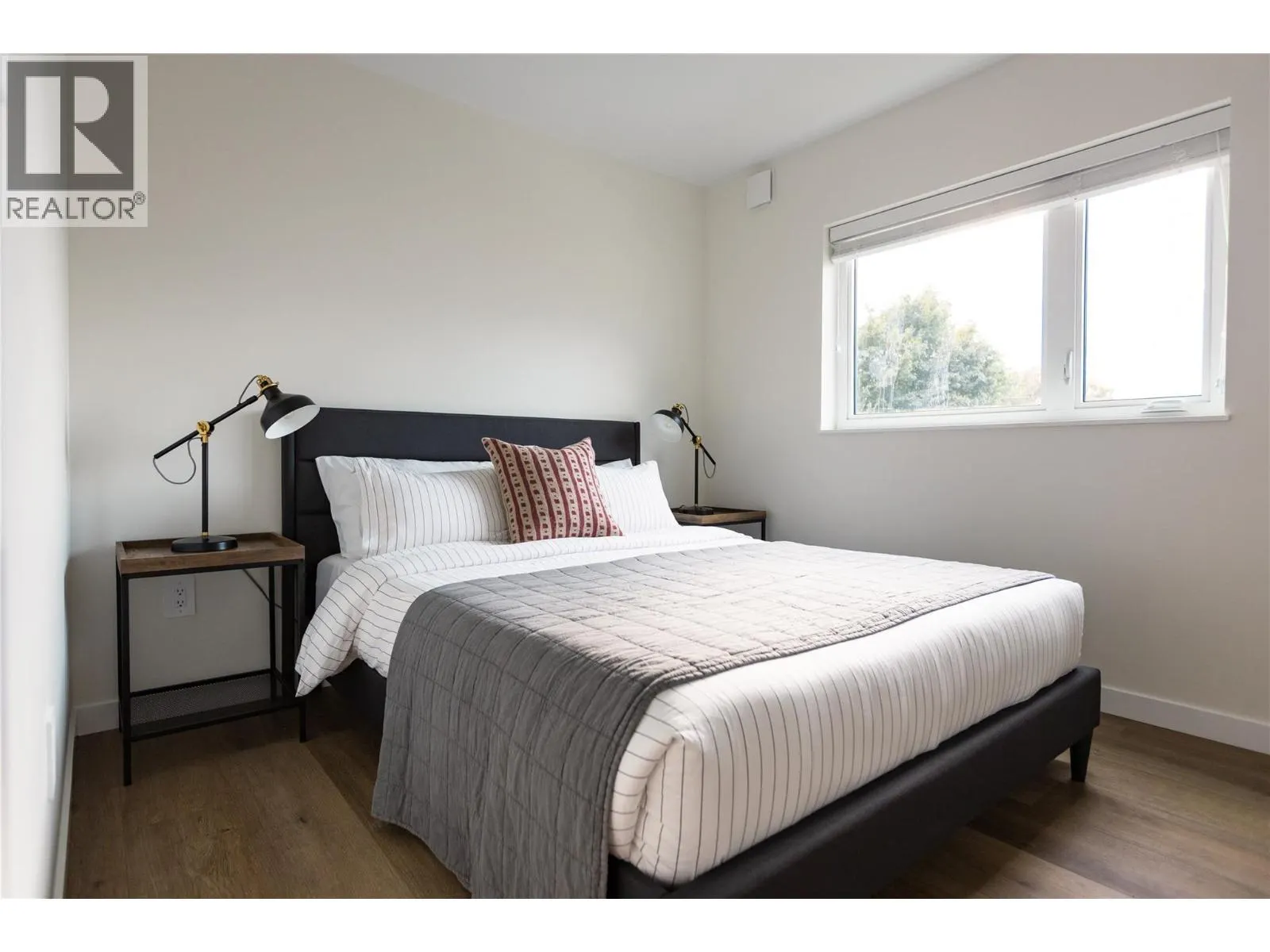 920 Front Street Unit# B