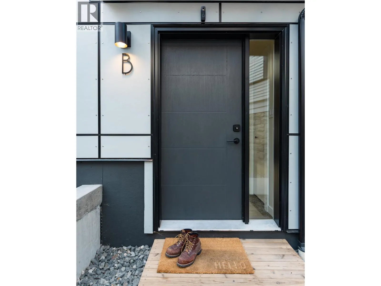 920 Front Street Unit# B