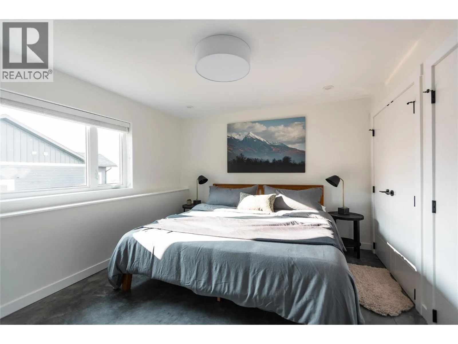 920 Front Street Unit# B
