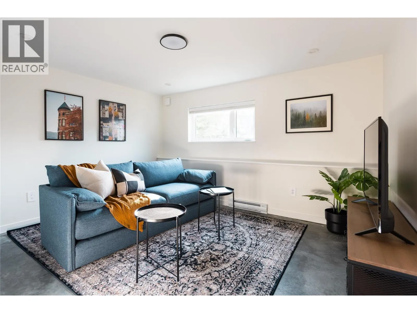 920 Front Street Unit# B