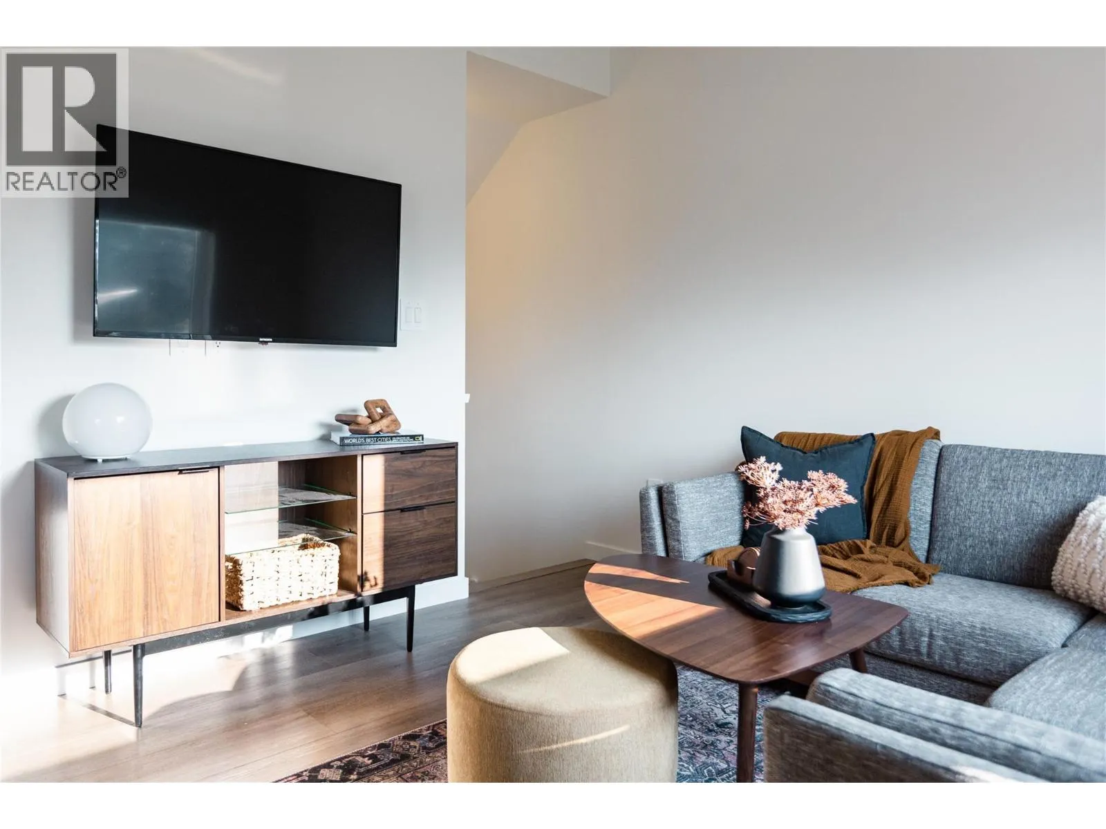 920 Front Street Unit# B