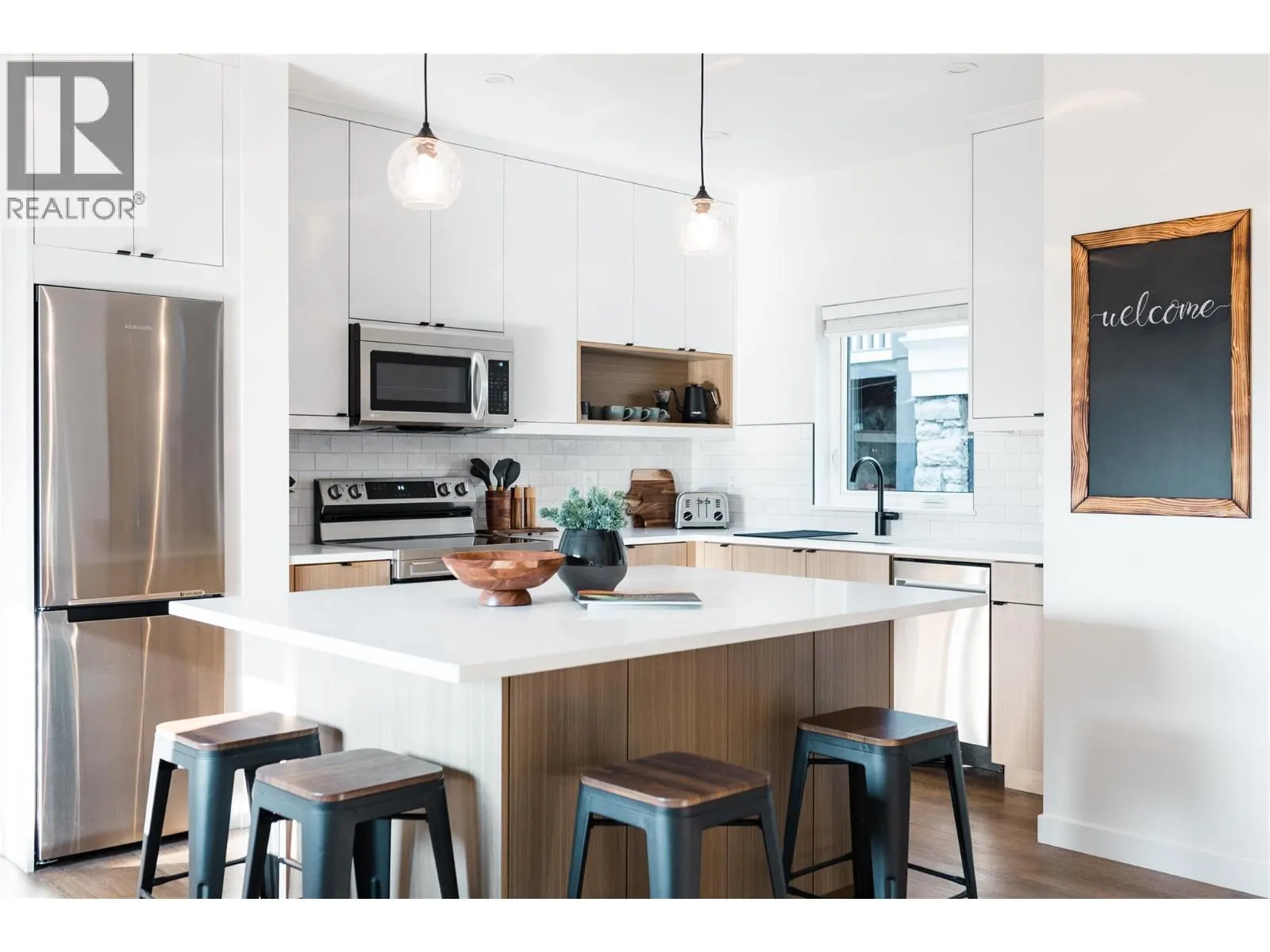 920 Front Street Unit# B