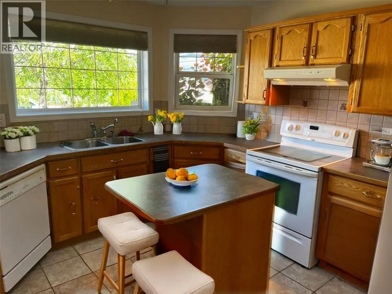 6108 Saint Martin Place