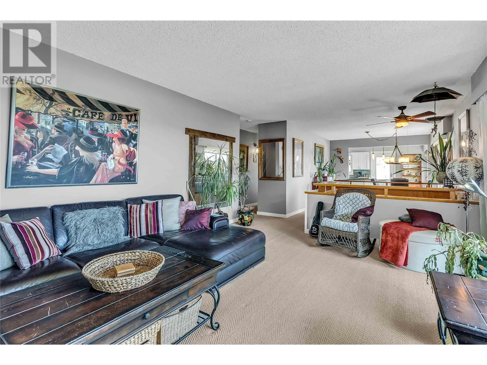 2370 Thacker Drive