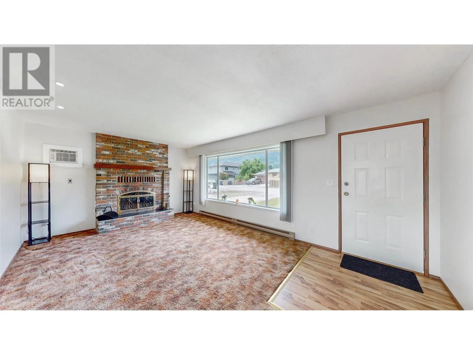 5843 Okanagan Street