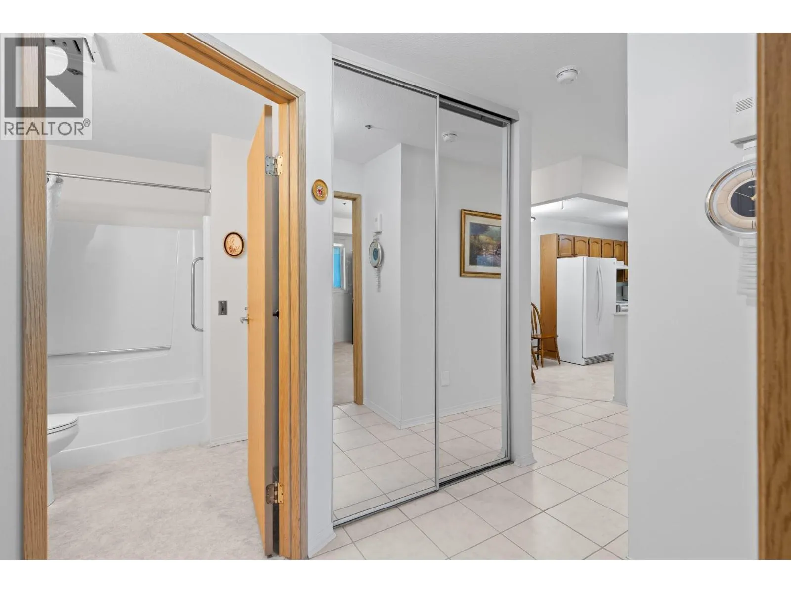 1045 Sutherland Avenue Unit# 226