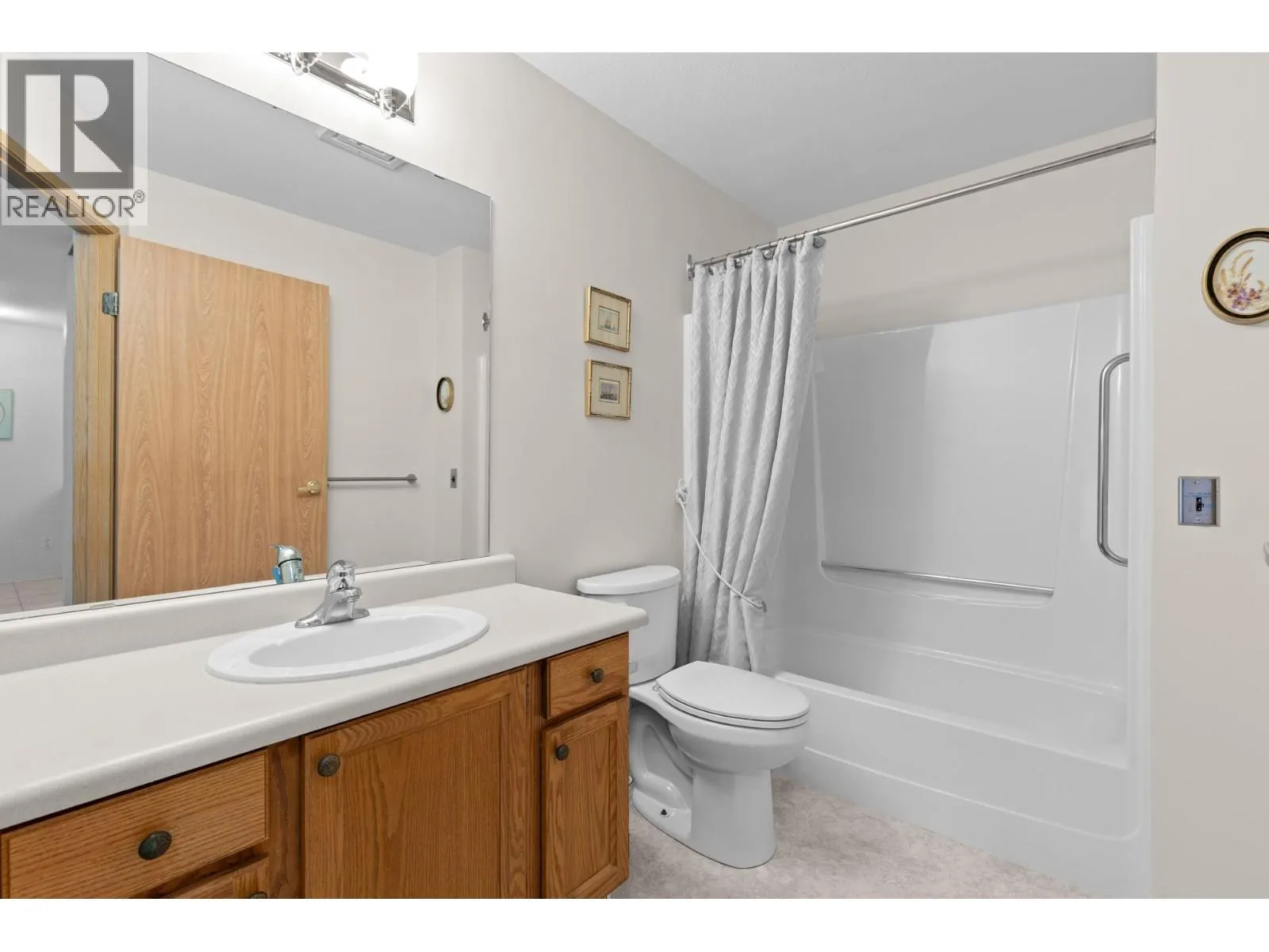 1045 Sutherland Avenue Unit# 226