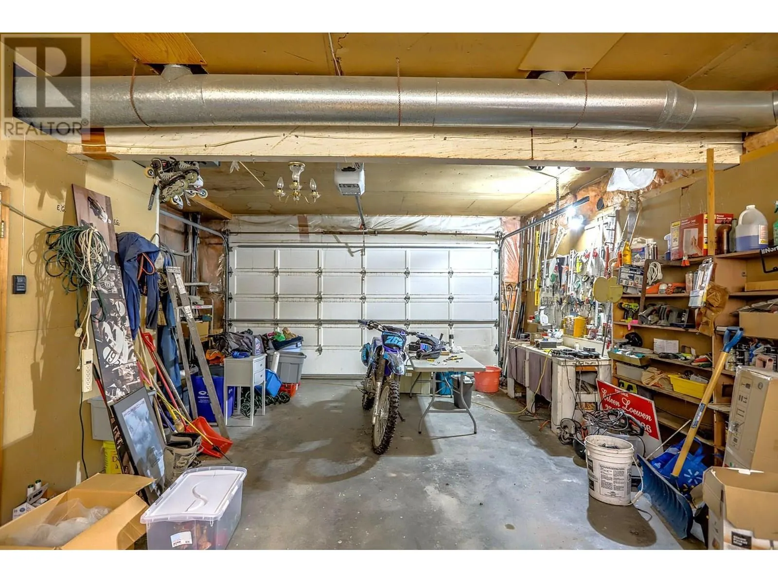 5482 Silver Star Road