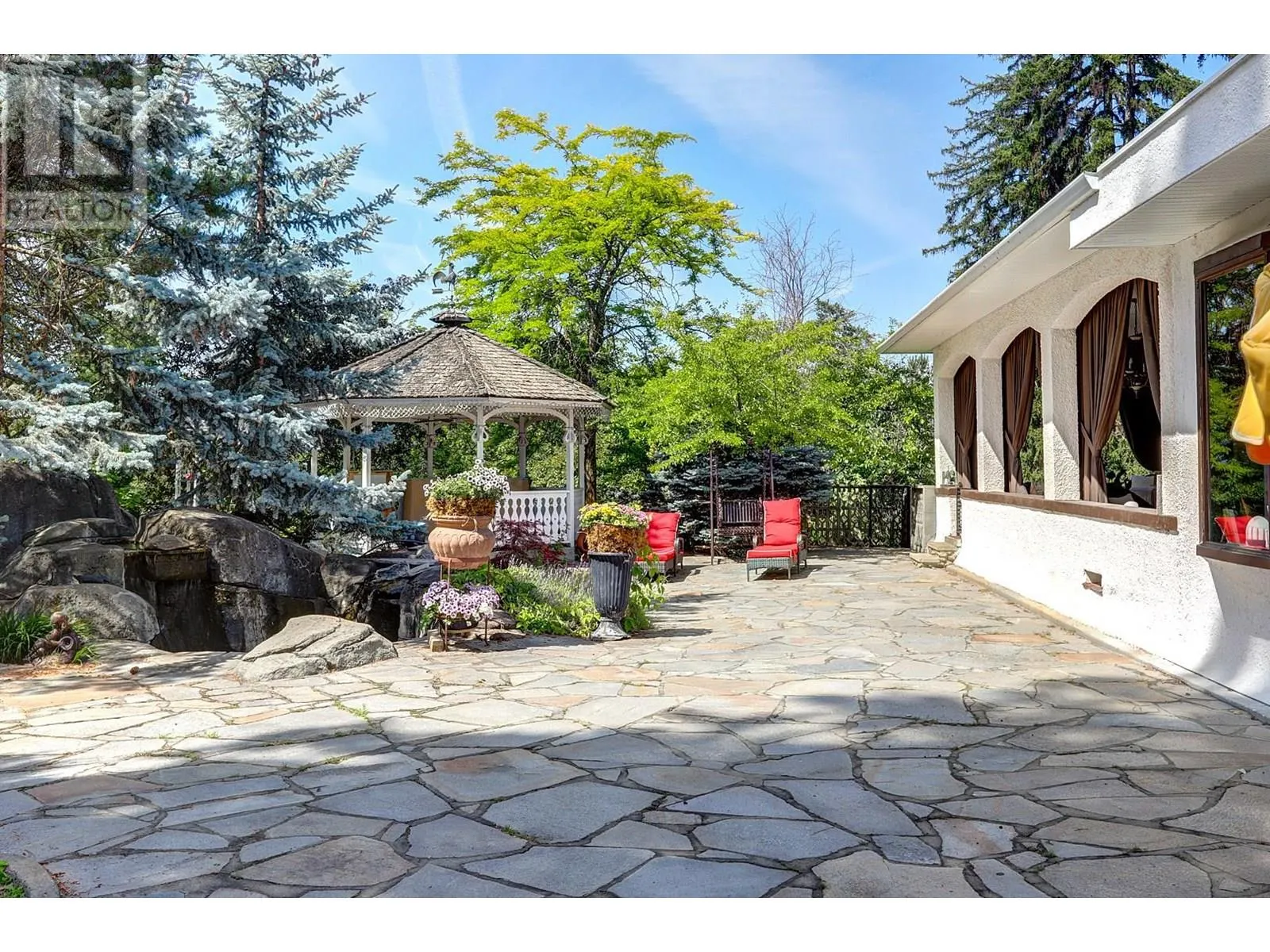 5482 Silver Star Road