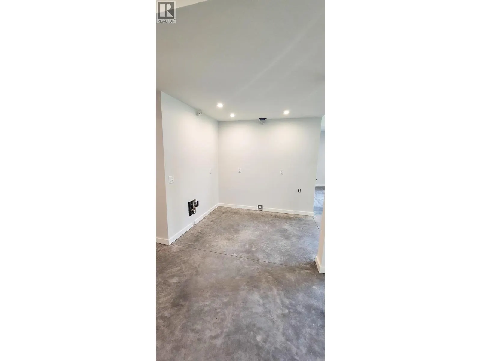 2801 HARLOW Road