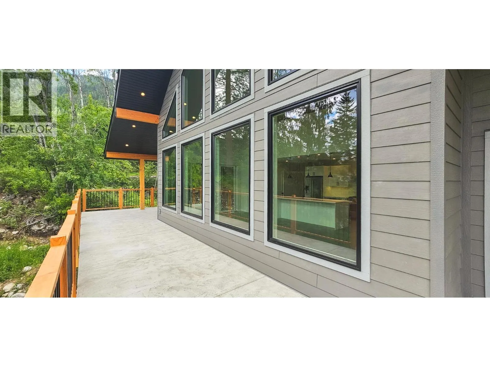 2801 HARLOW Road