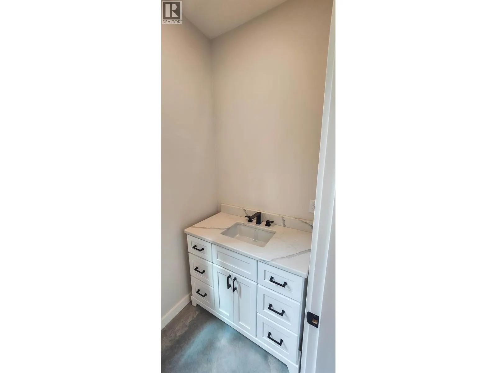 2801 HARLOW Road