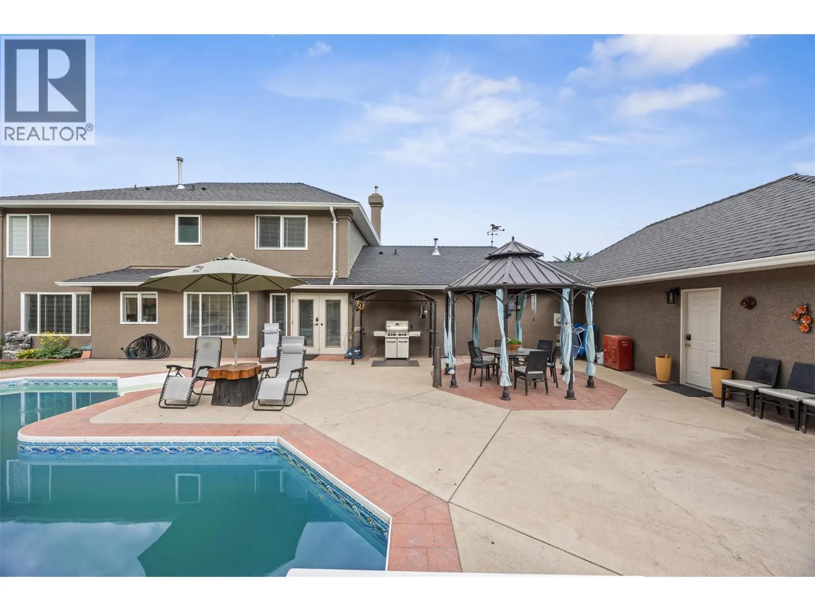 3016 Lakeview Cove Road