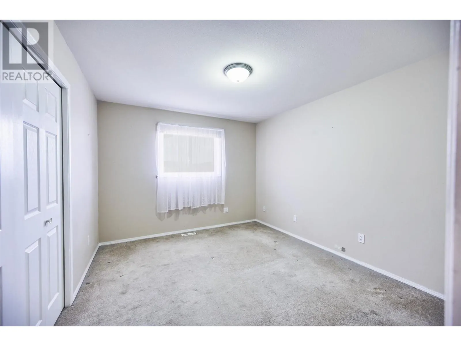 28 SANDPIPER Place