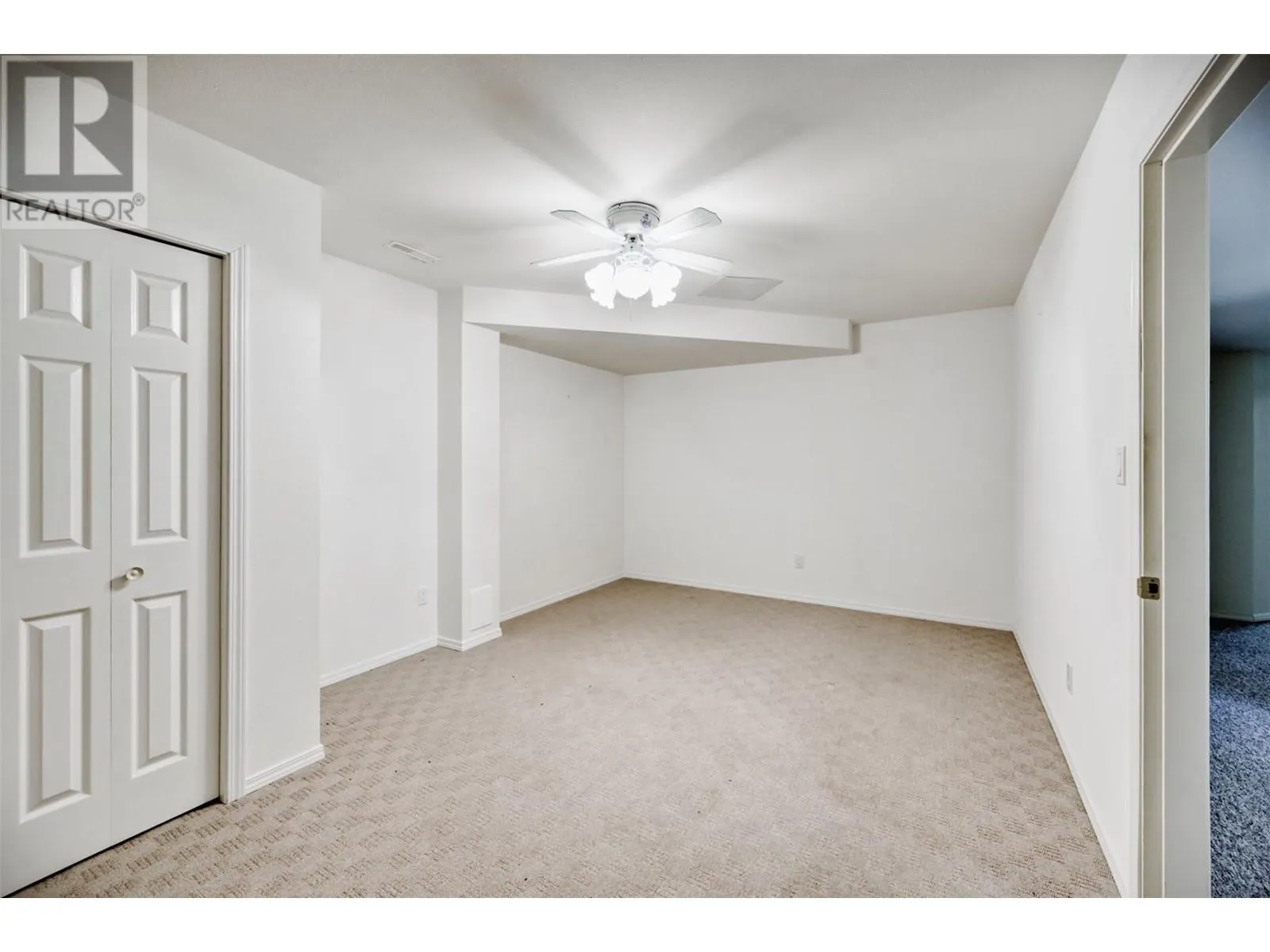28 SANDPIPER Place