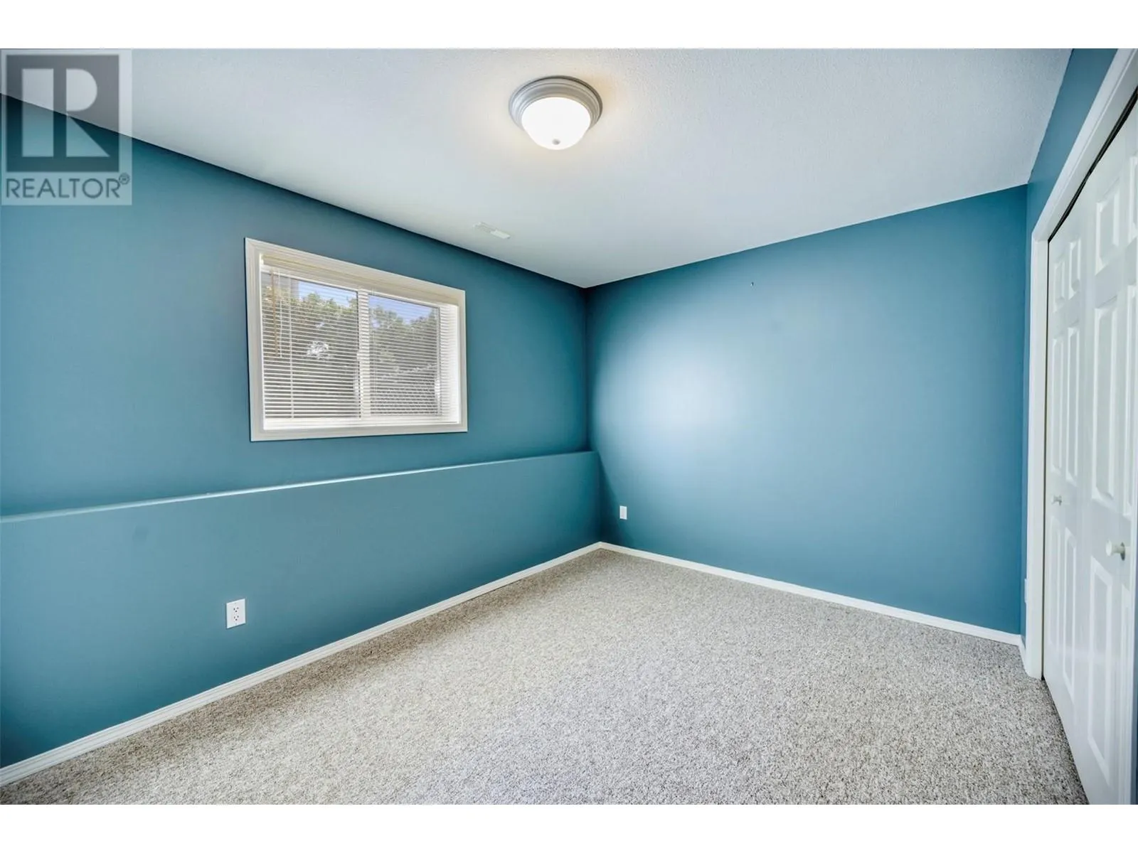 28 SANDPIPER Place