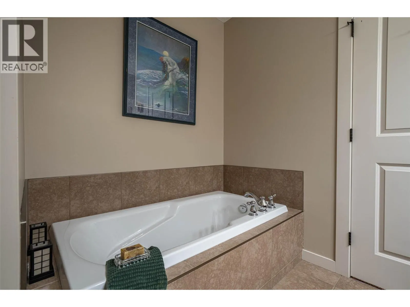 9875 Selkirk Drive Unit# 133