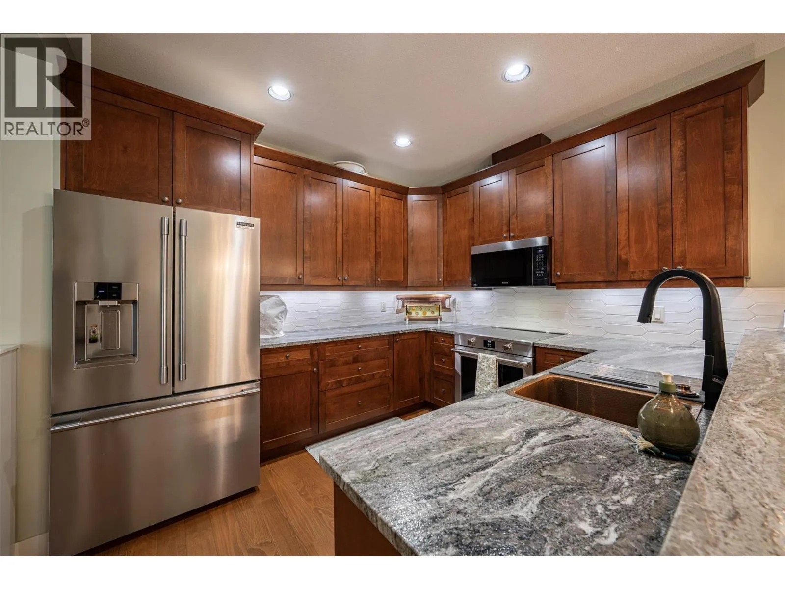 9875 Selkirk Drive Unit# 133