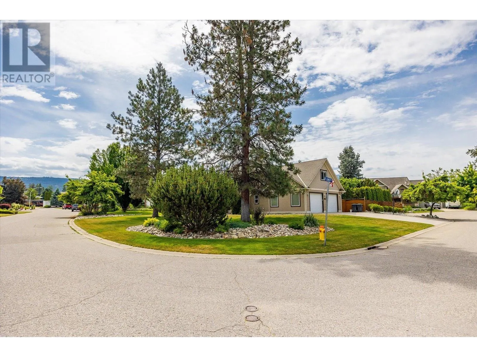 3925 Flower Court