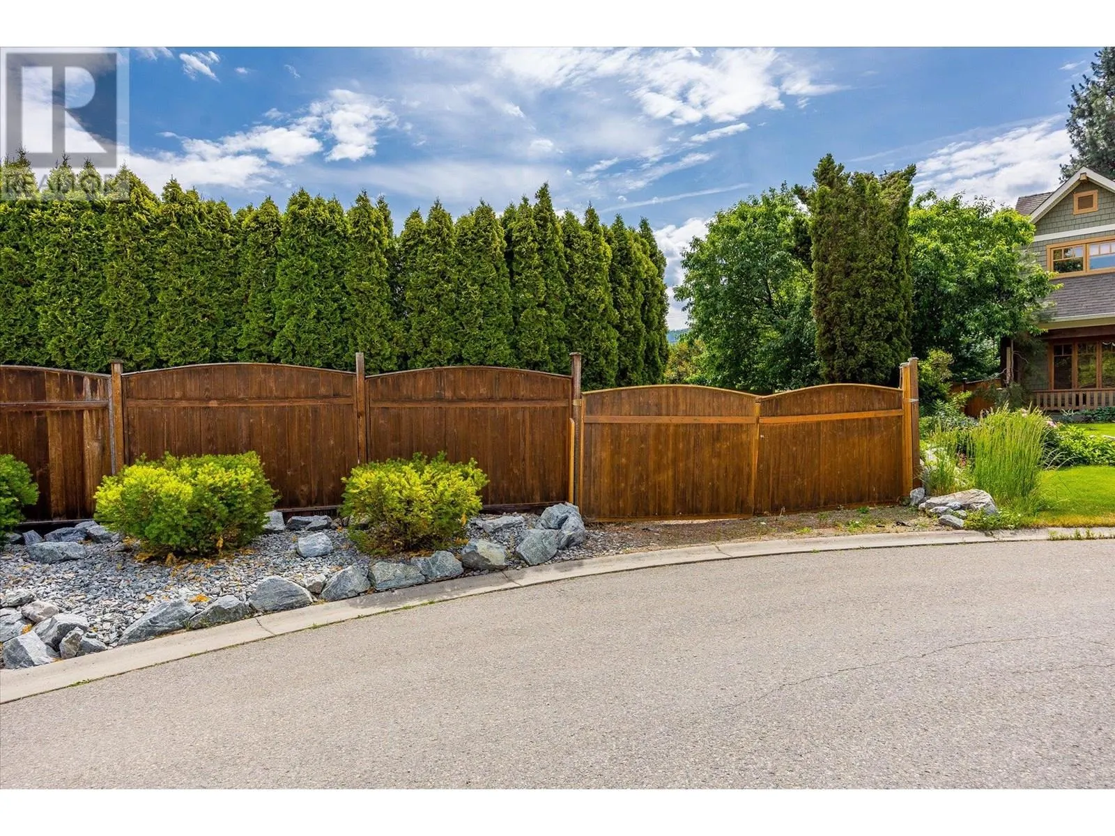 3925 Flower Court