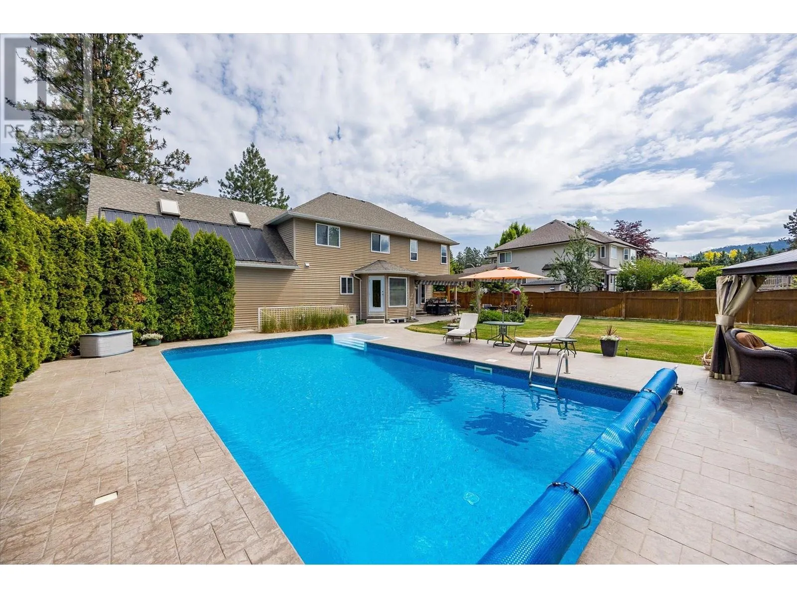 3925 Flower Court