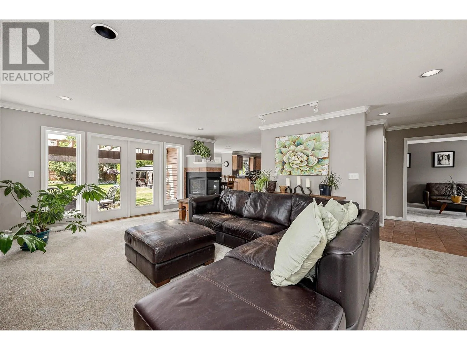 3925 Flower Court