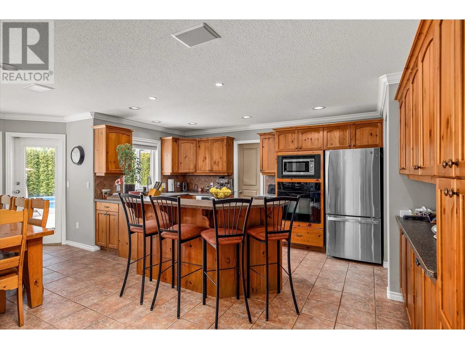 3925 Flower Court