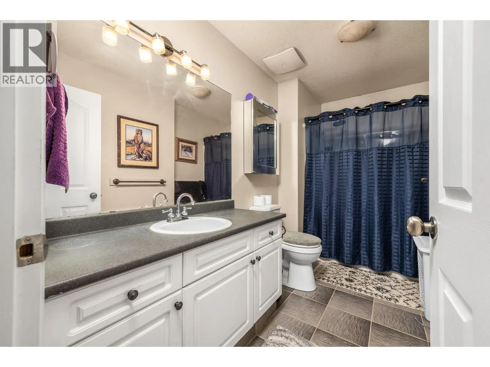 1041 11 Avenue Unit# 3