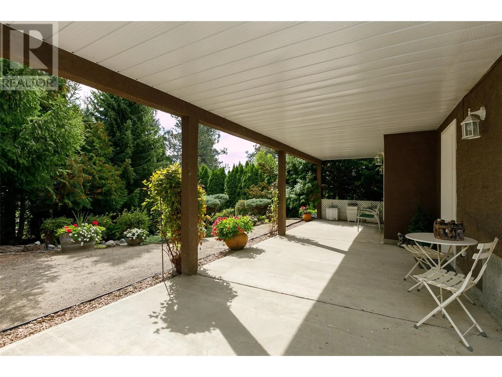 1043 Caledonia Way