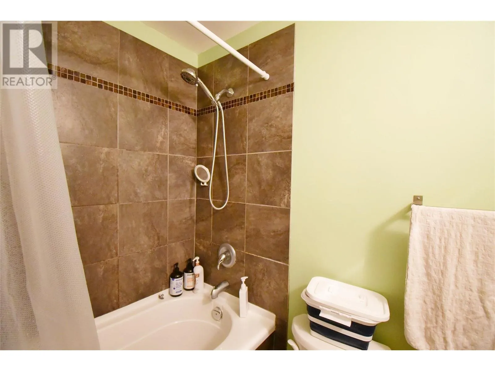 4205 27 Street Unit# 102