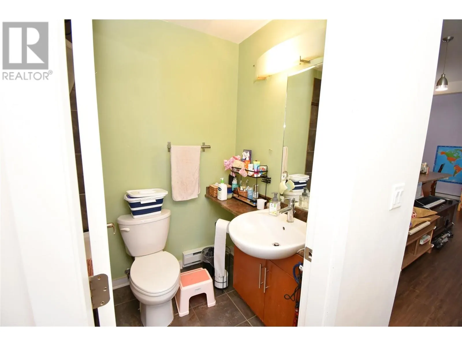 4205 27 Street Unit# 102