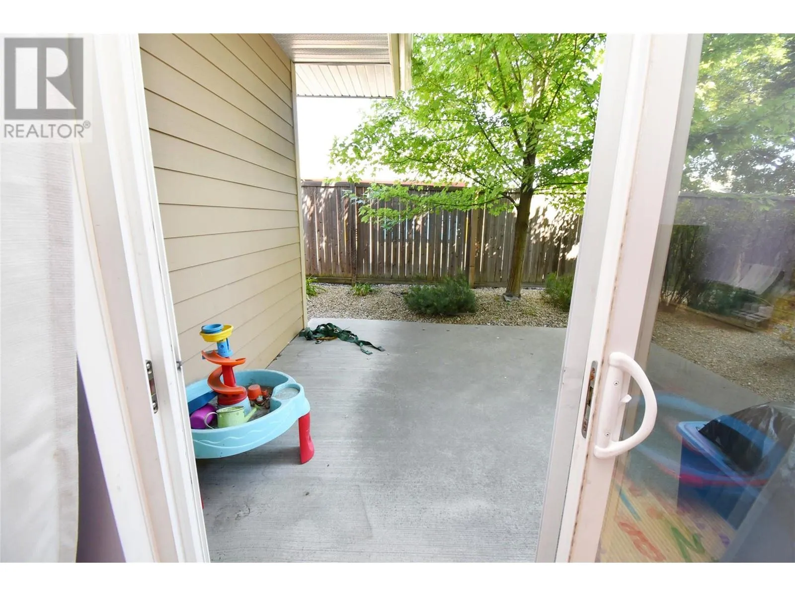 4205 27 Street Unit# 102