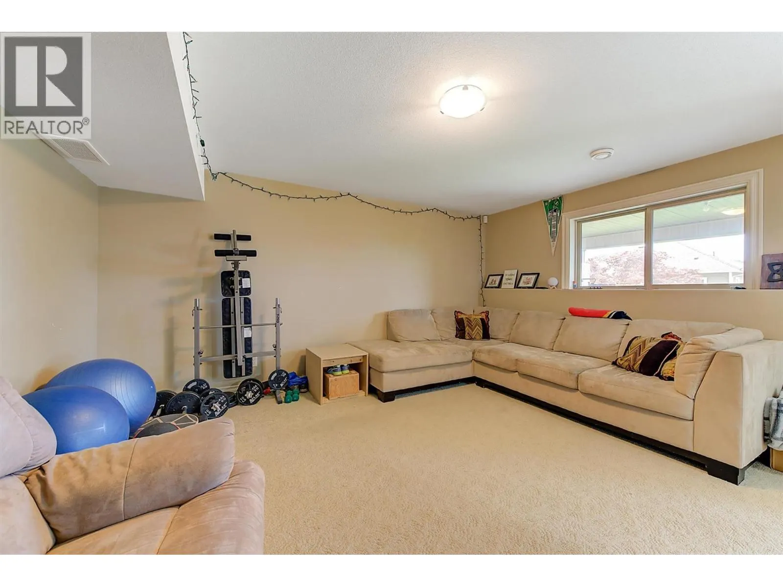 5008 Bunting Court