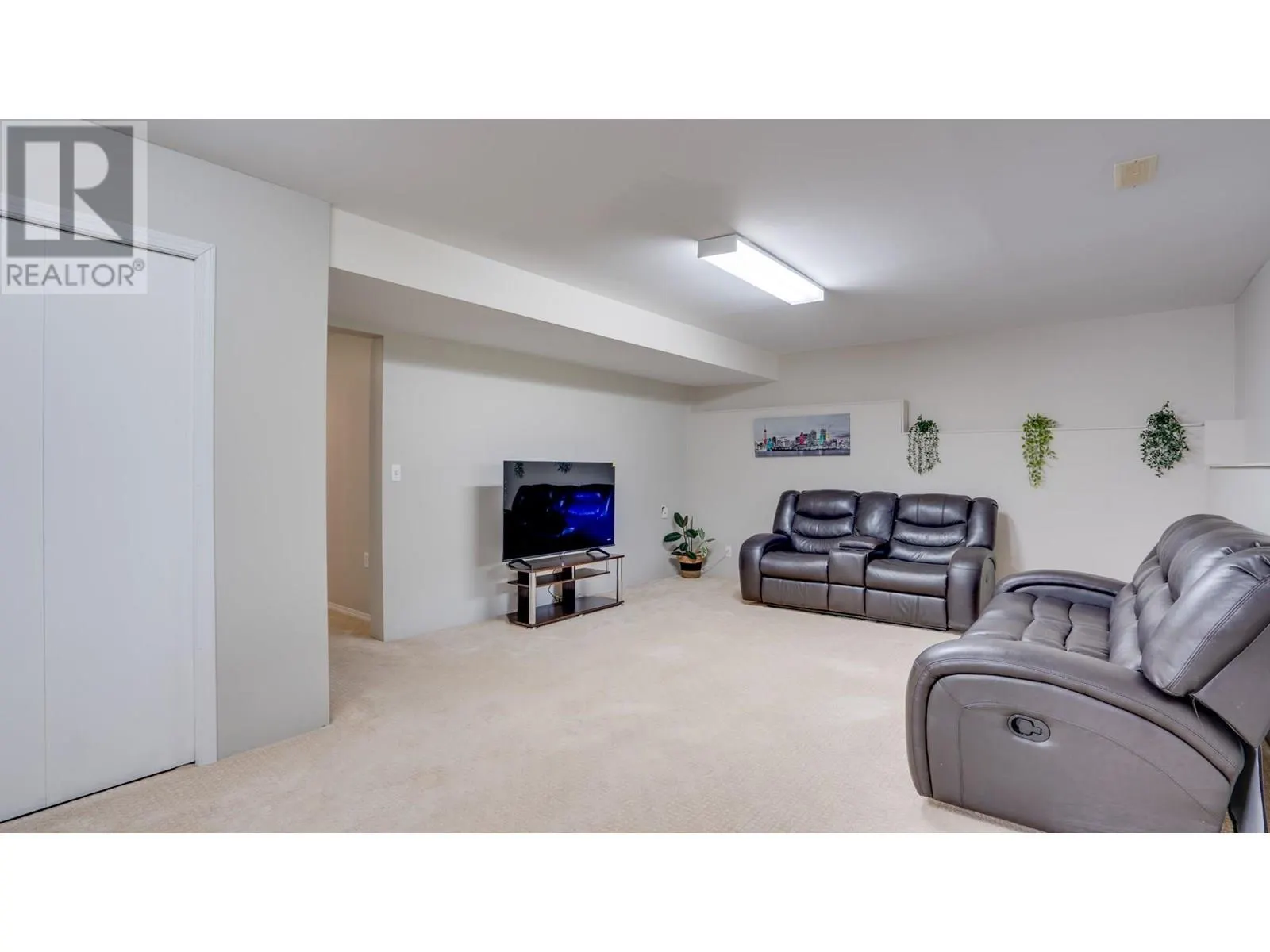 2825 Richfield Drive
