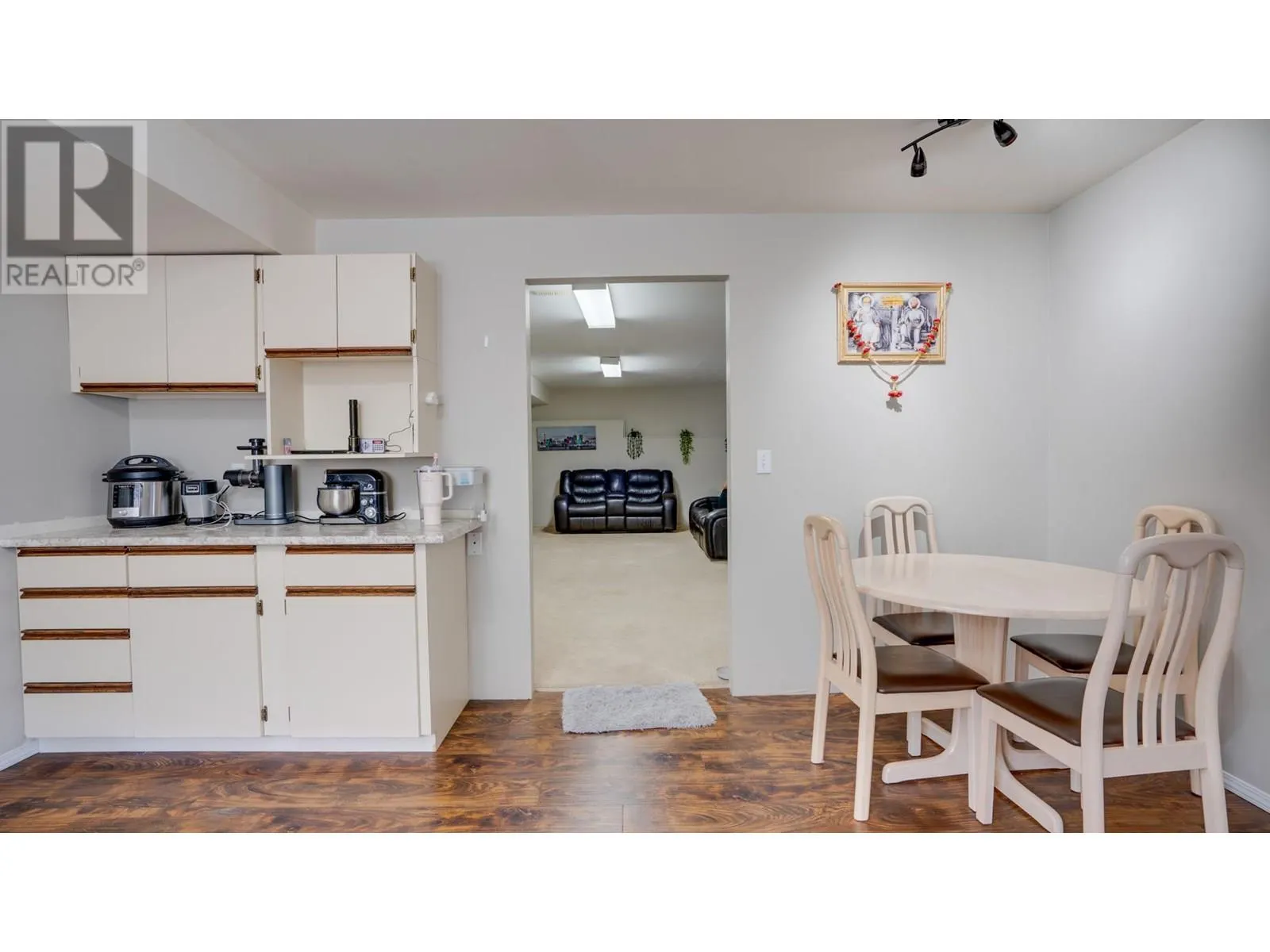 2825 Richfield Drive