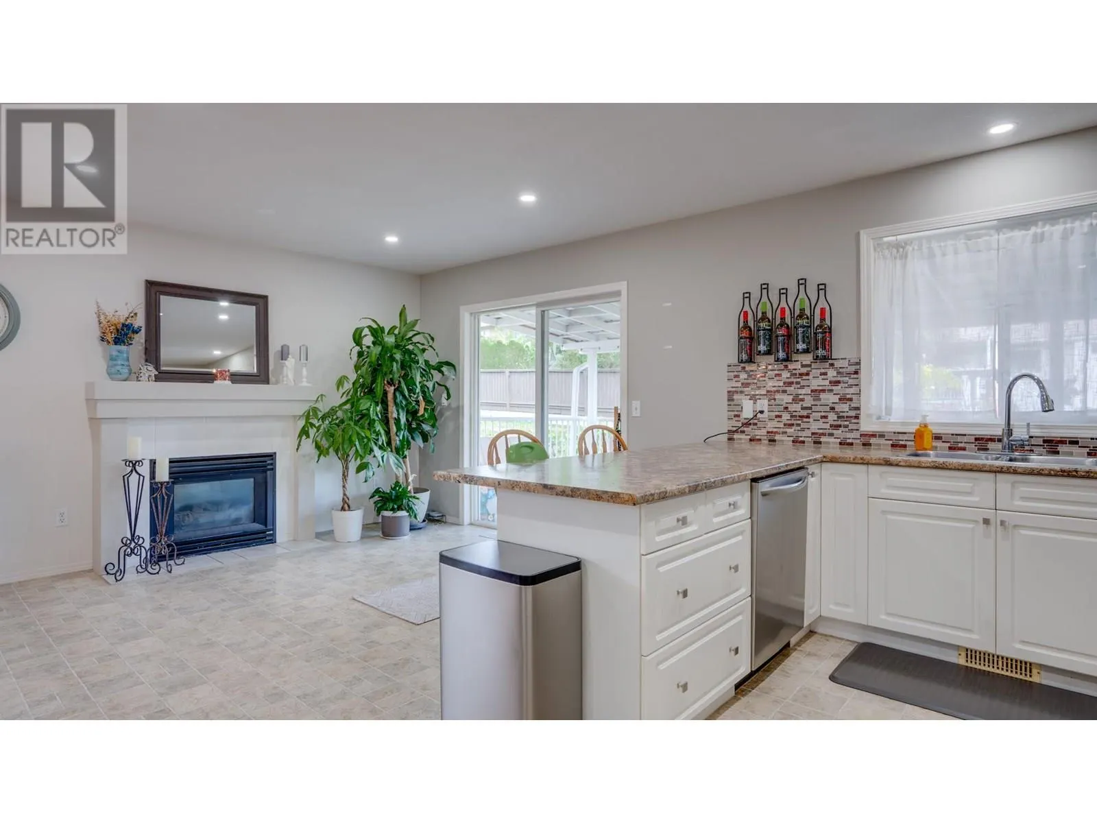 2825 Richfield Drive