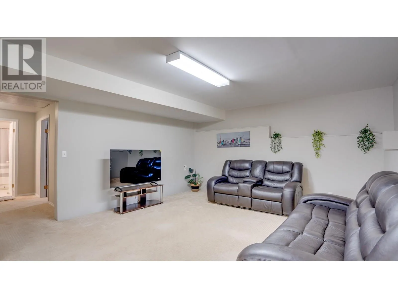 2825 Richfield Drive