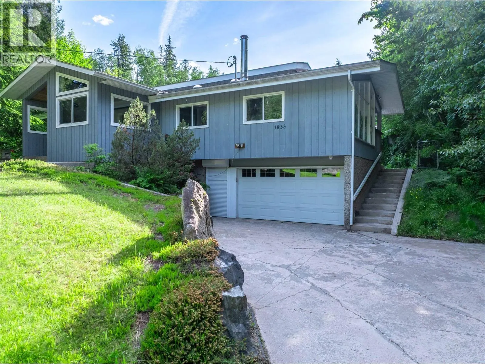 1833 Park Drive
