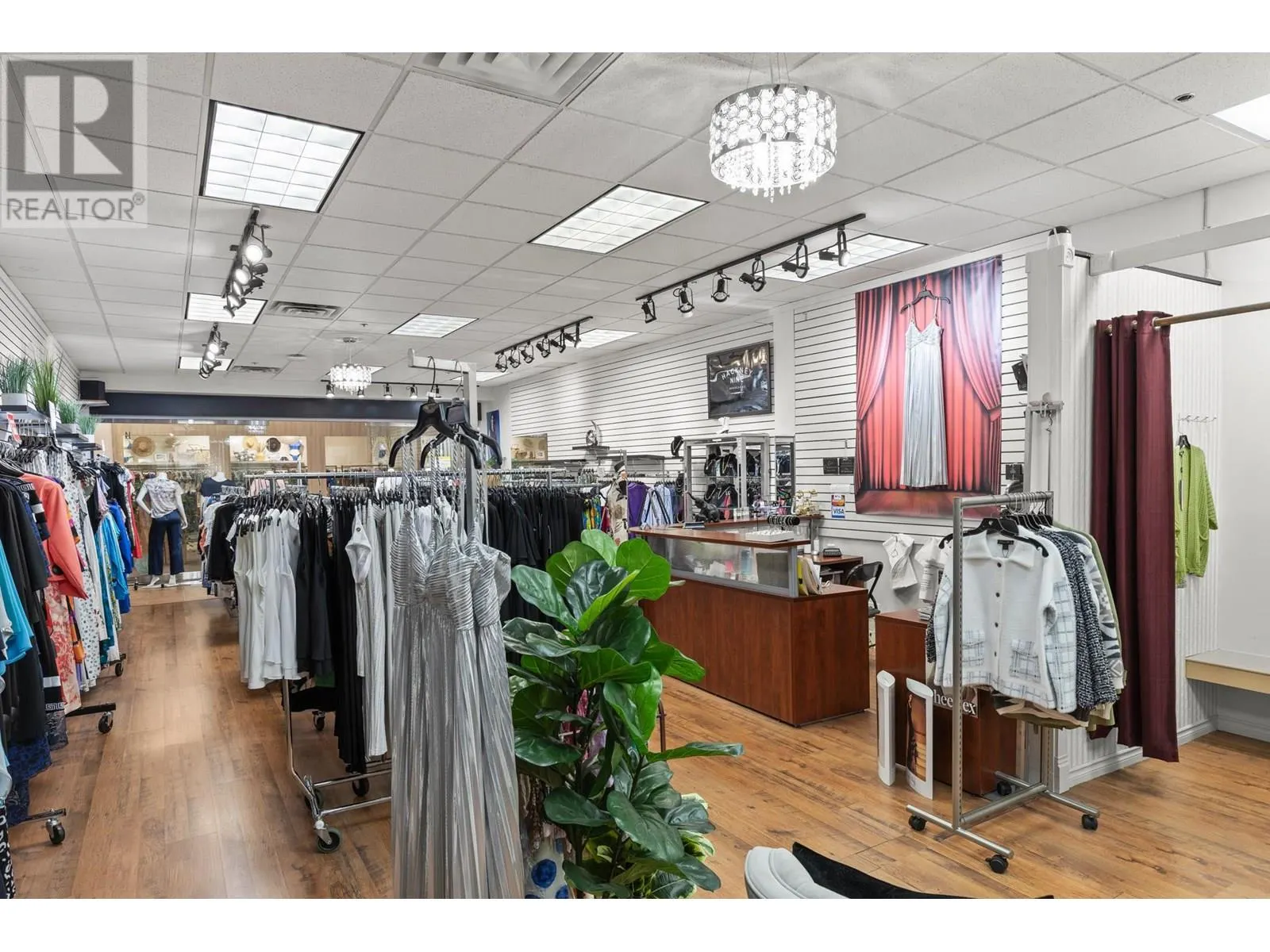 565 Bernard Avenue Unit# 13/14