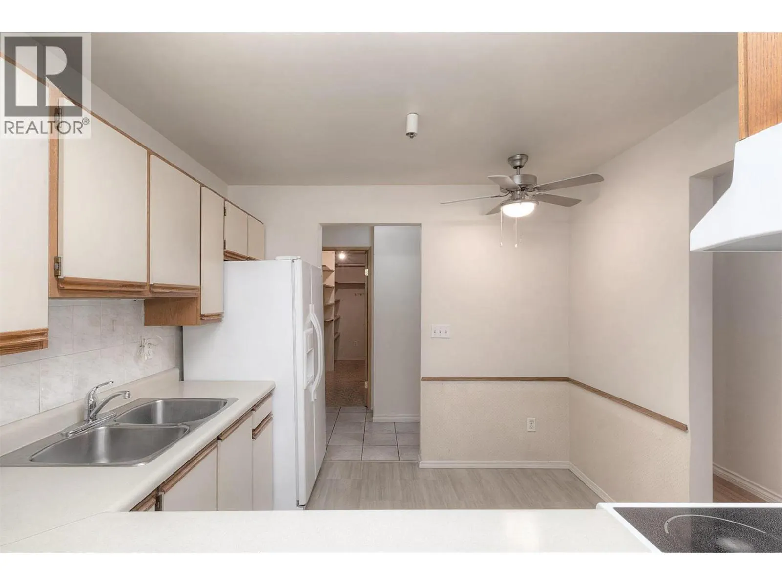 1045 Sutherland Avenue Unit# 112