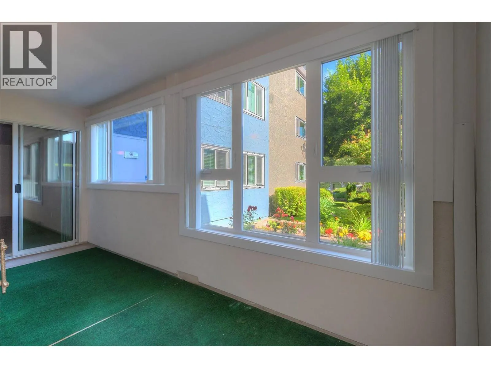 1045 Sutherland Avenue Unit# 112