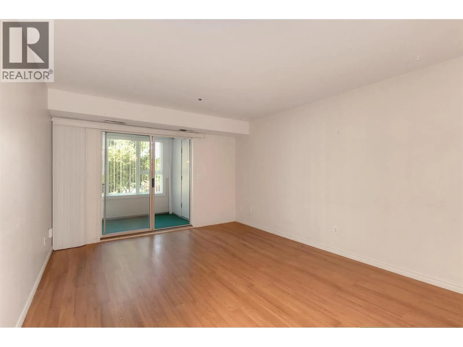 1045 Sutherland Avenue Unit# 112