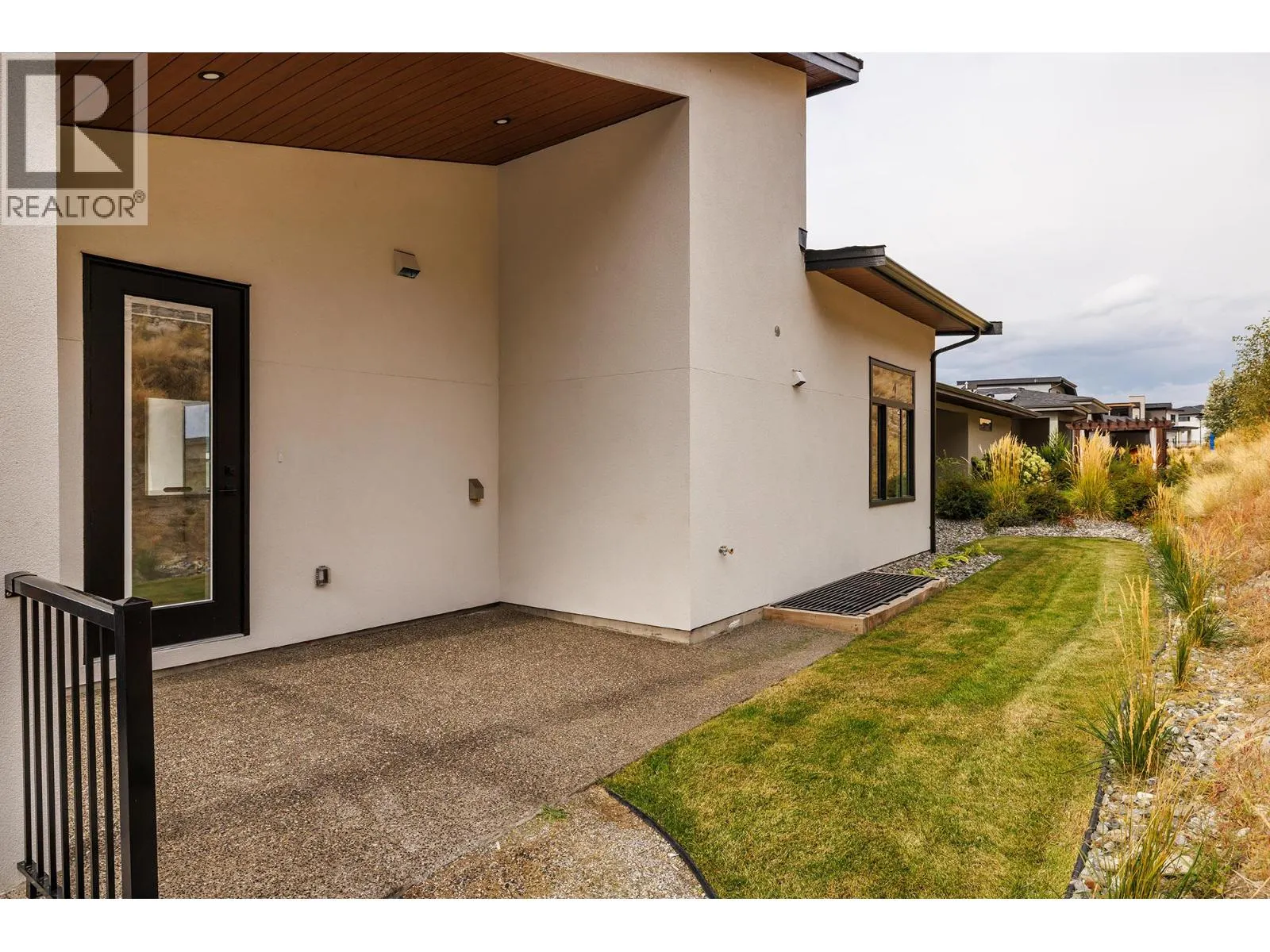 9849 Beacon Hill Drive