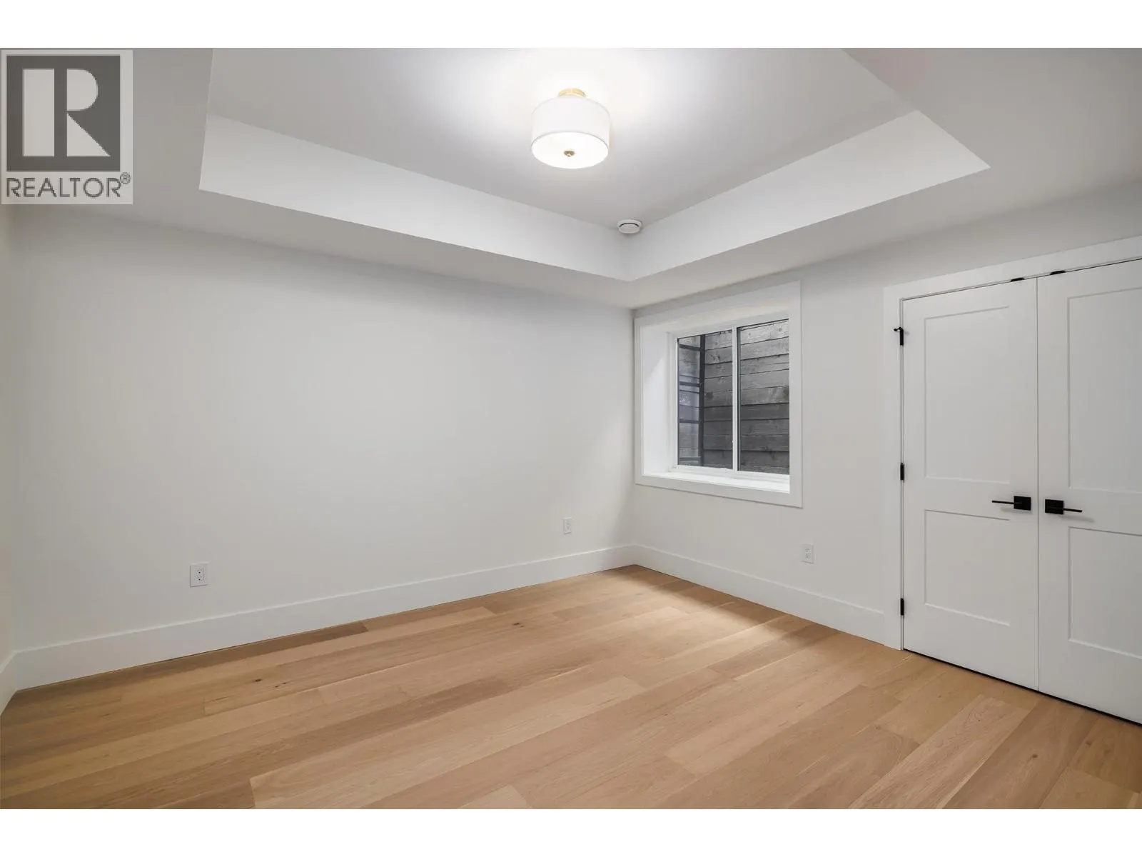 9849 Beacon Hill Drive