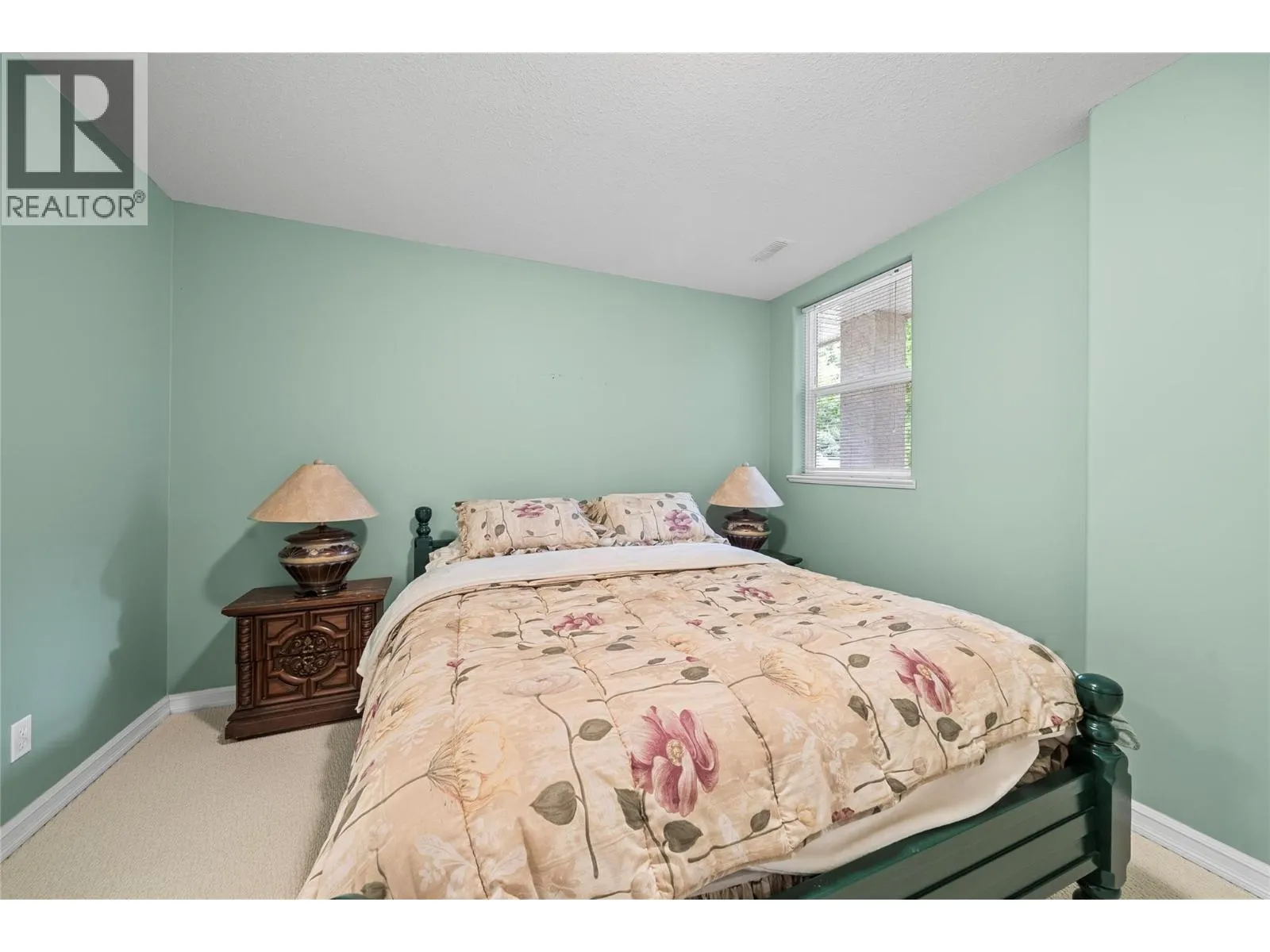 2660 Crestview Place