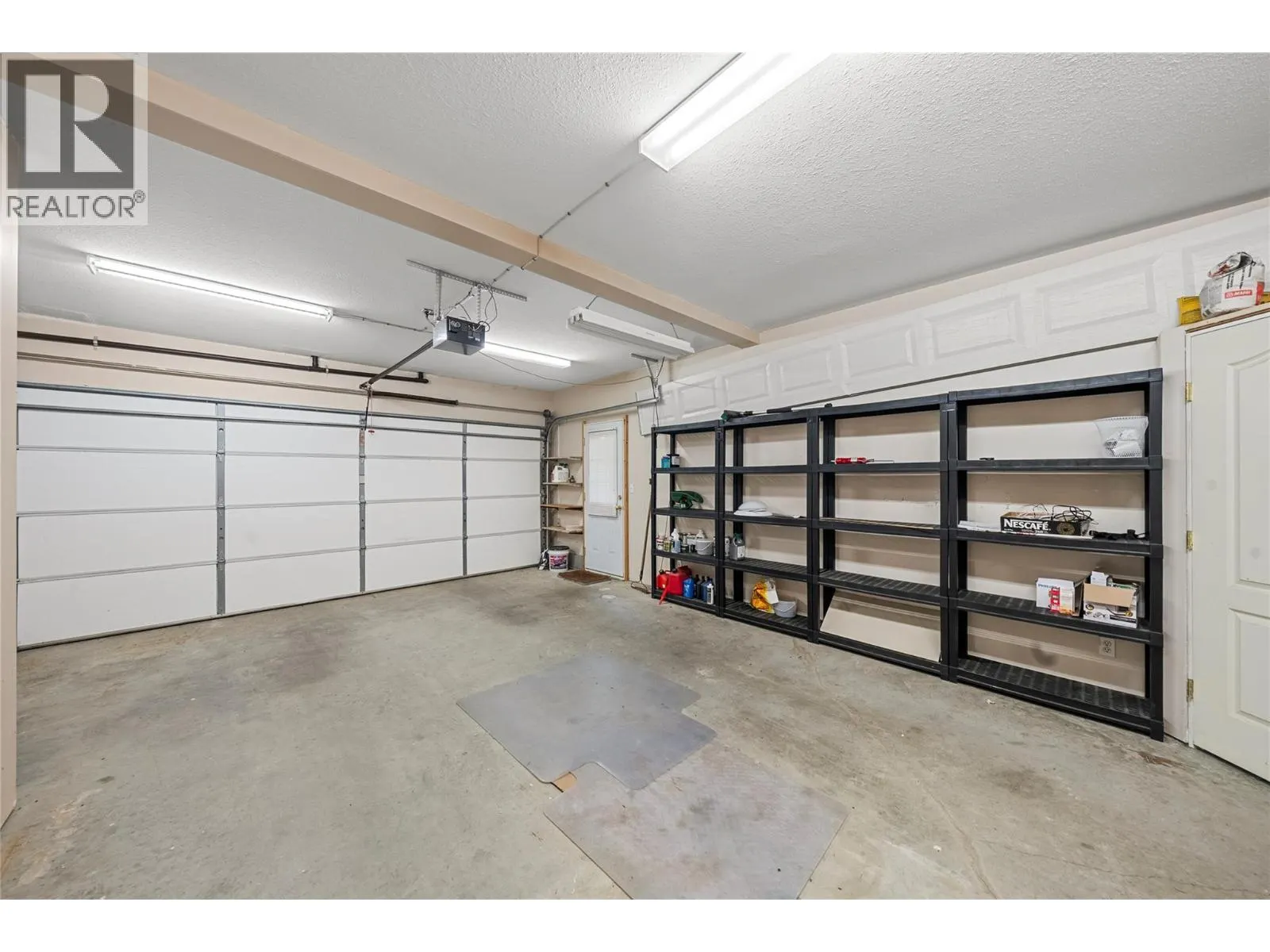 2660 Crestview Place