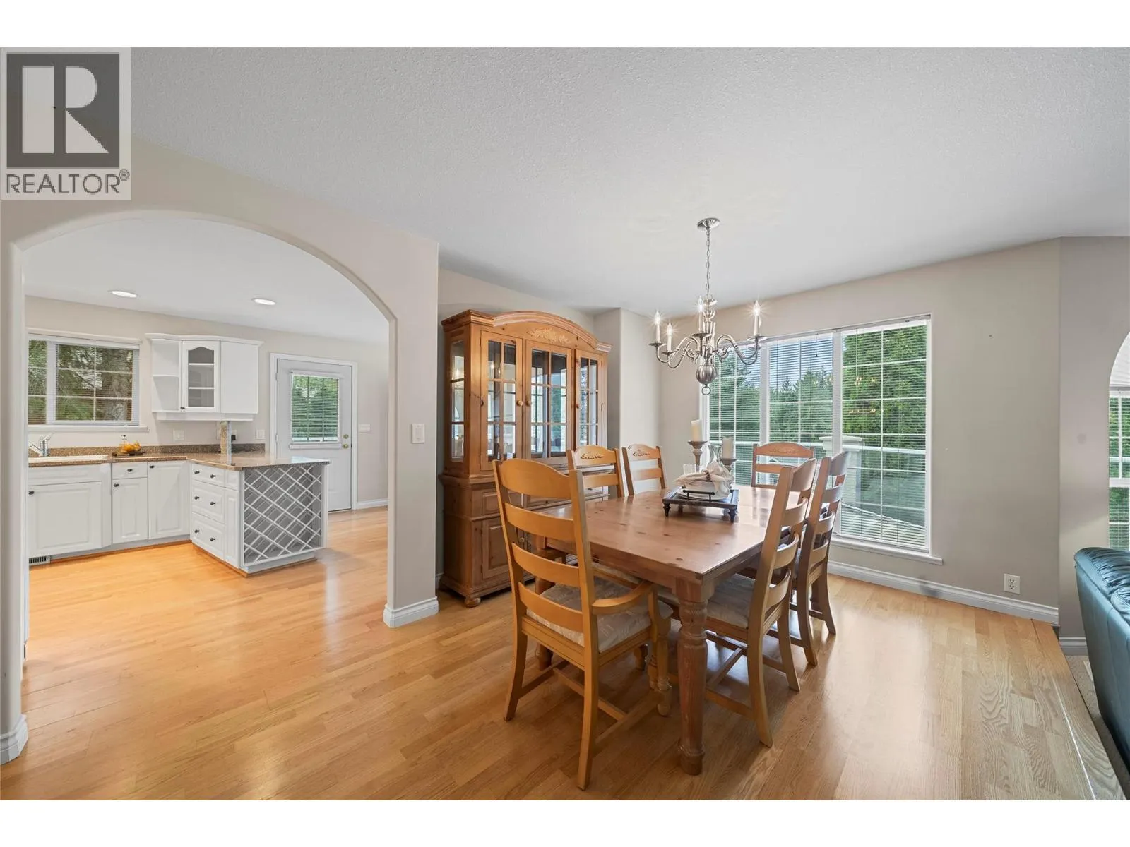 2660 Crestview Place